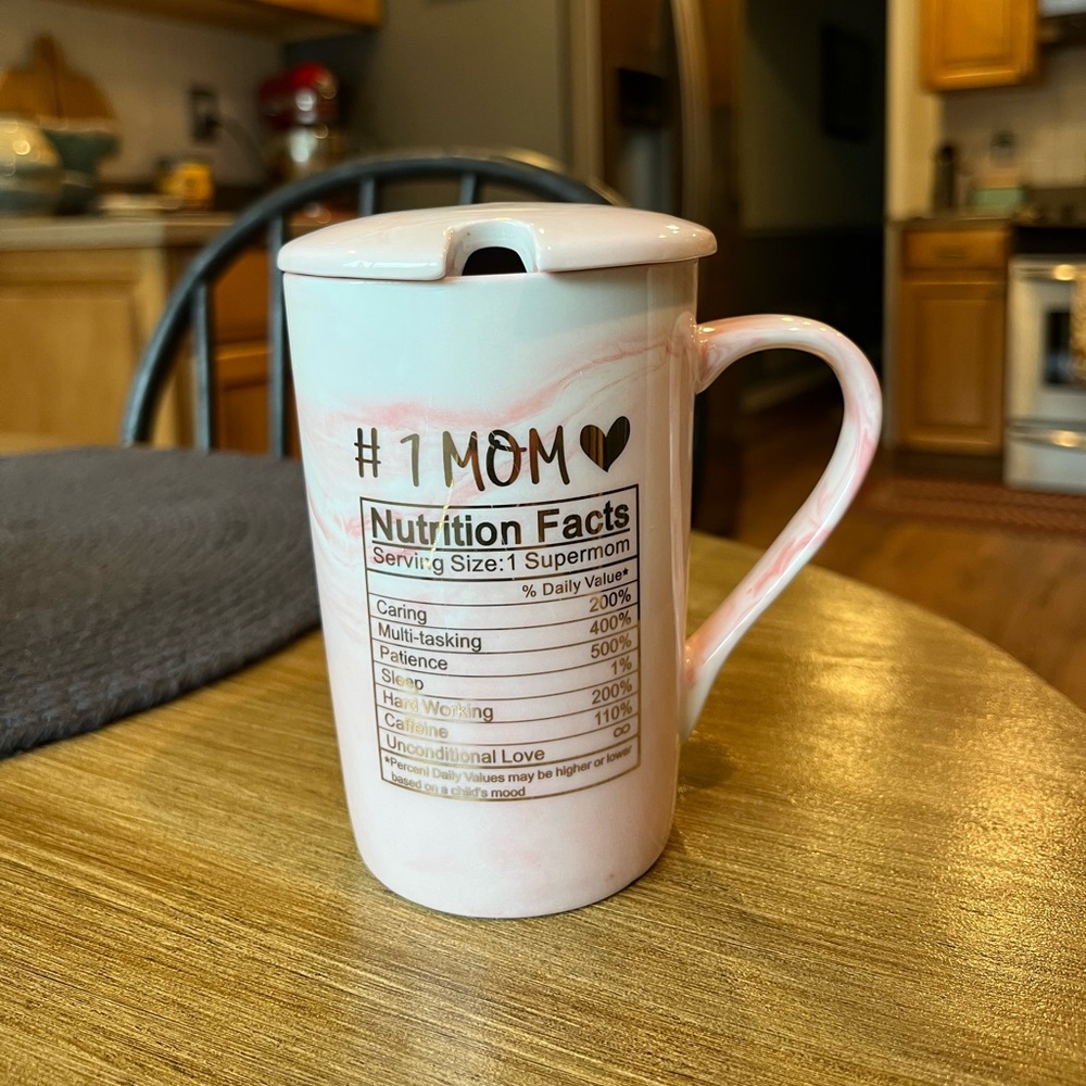 #1 Mom Ceramic Mug with Lid and Spoon (New in Box)